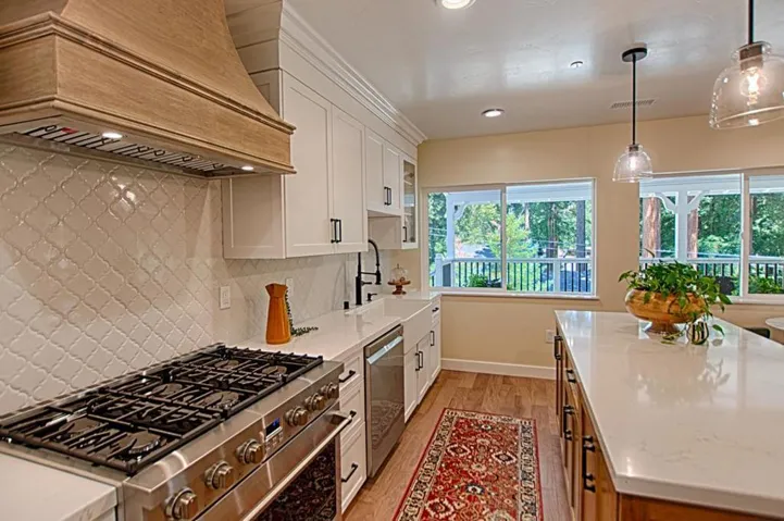341 Lake Drive, Boulder Creek, California 95006