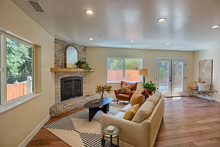 341 Lake Drive, Boulder Creek, California 95006