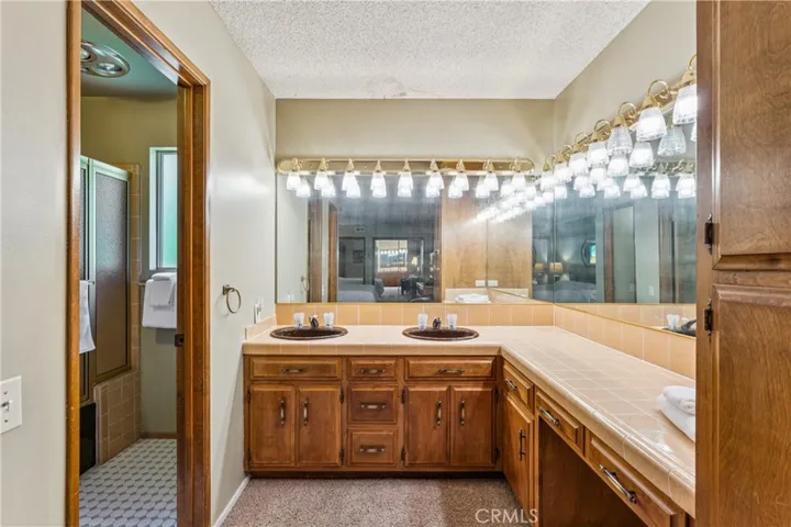 27495 Cedarwood, Lake Arrowhead, California 92352