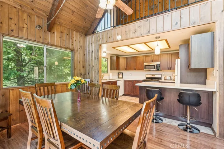27495 Cedarwood, Lake Arrowhead, California 92352