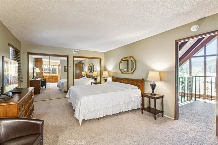 27495 Cedarwood, Lake Arrowhead, California 92352