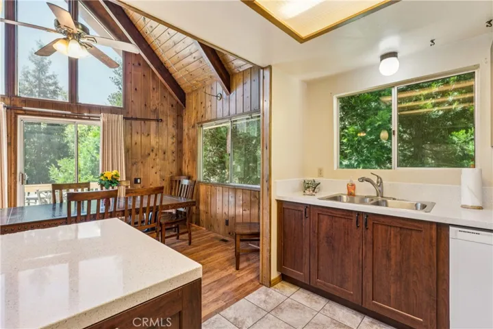 27495 Cedarwood, Lake Arrowhead, California 92352