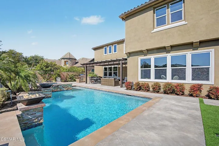 053_13093_canyon_wren_court_0053_36