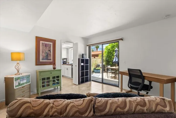 Office/bedroom 3