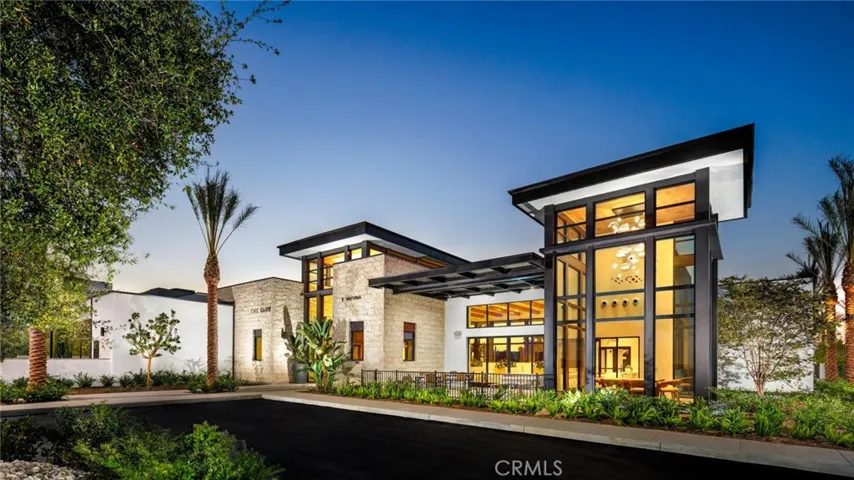 Metro Heights Clubhouse