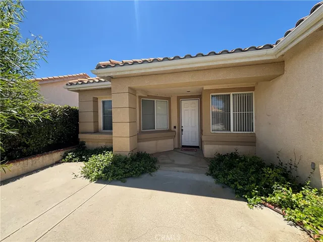 4913 Singing Hills, Banning, California 92220
