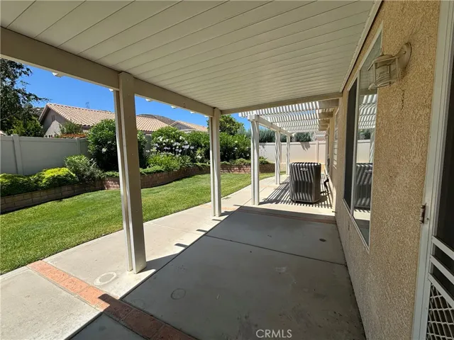 4913 Singing Hills, Banning, California 92220