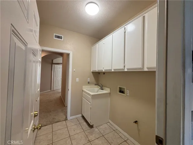 4913 Singing Hills, Banning, California 92220