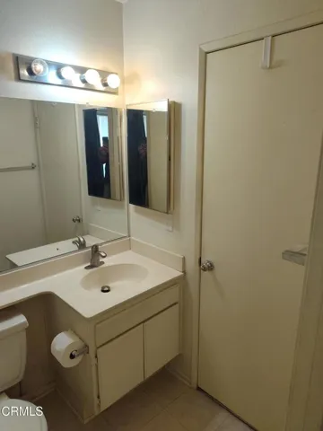 J2 3