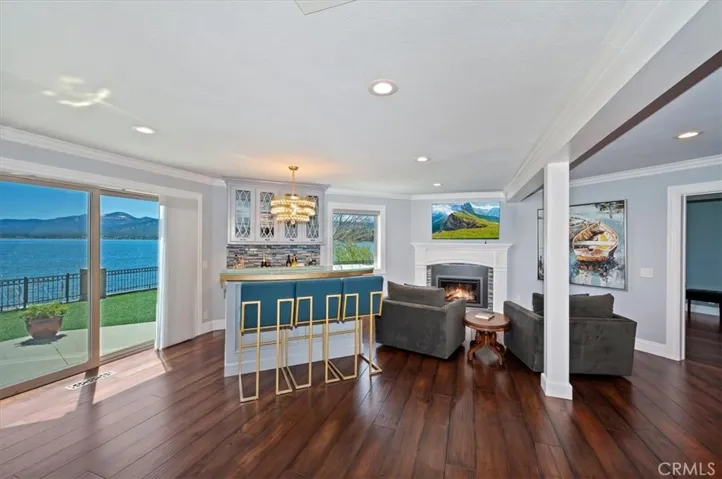 39085 North Shore Drive, Fawnskin, California 92333