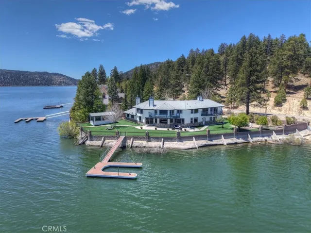 39085 North Shore Drive, Fawnskin, California 92333