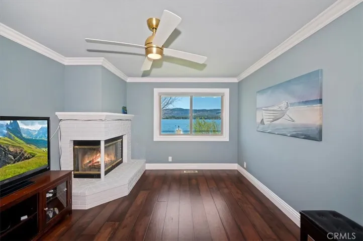 39085 North Shore Drive, Fawnskin, California 92333