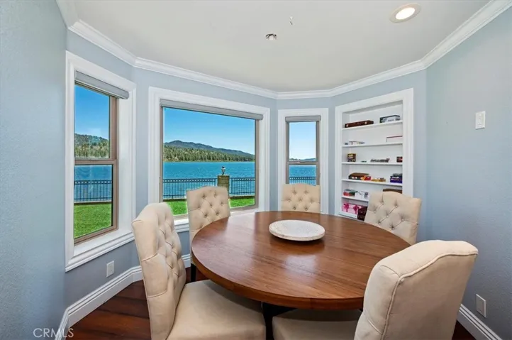 39085 North Shore Drive, Fawnskin, California 92333
