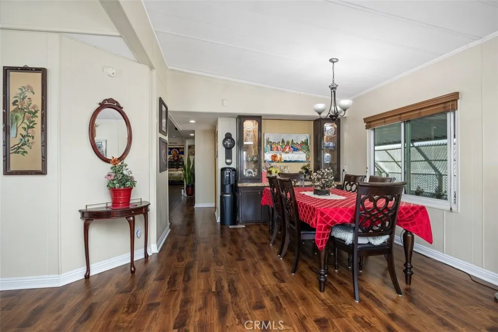 Dinning Room 2 Dinning Room 2