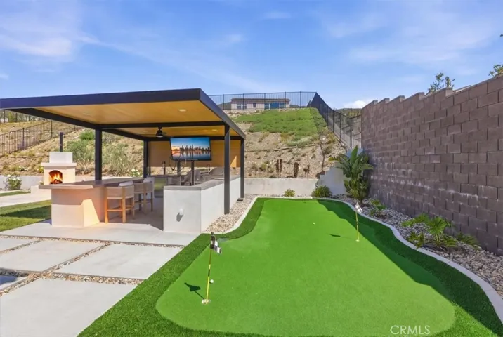 Putting green