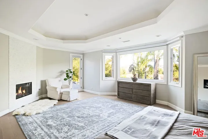 5325 Collingwood Circle, Calabasas, California 91302