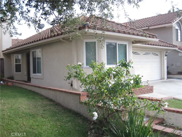 Side view - entry on side