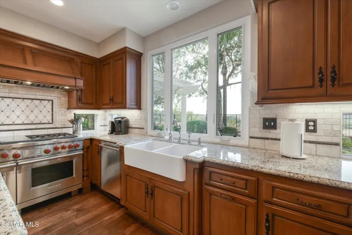 23-4247 Kingsview Road-28