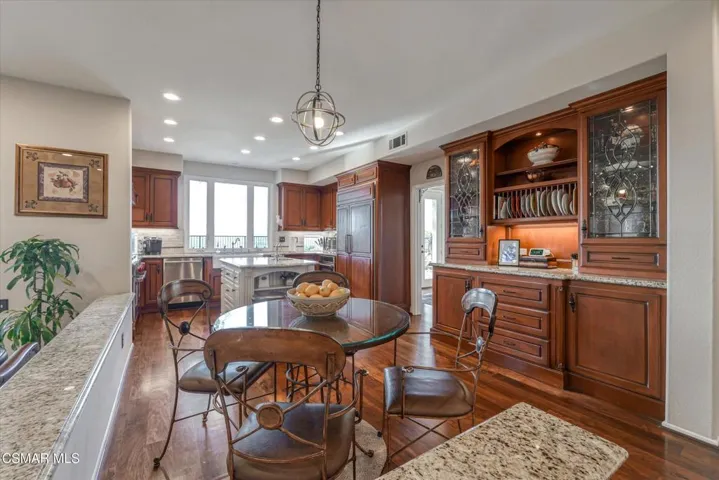18-4247 Kingsview Road-23