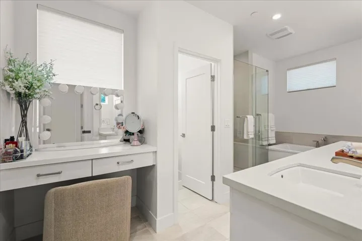 15040 Briggs Court, Los Gatos, California 95032