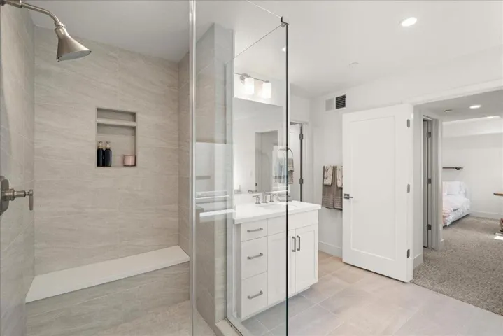 15040 Briggs Court, Los Gatos, California 95032