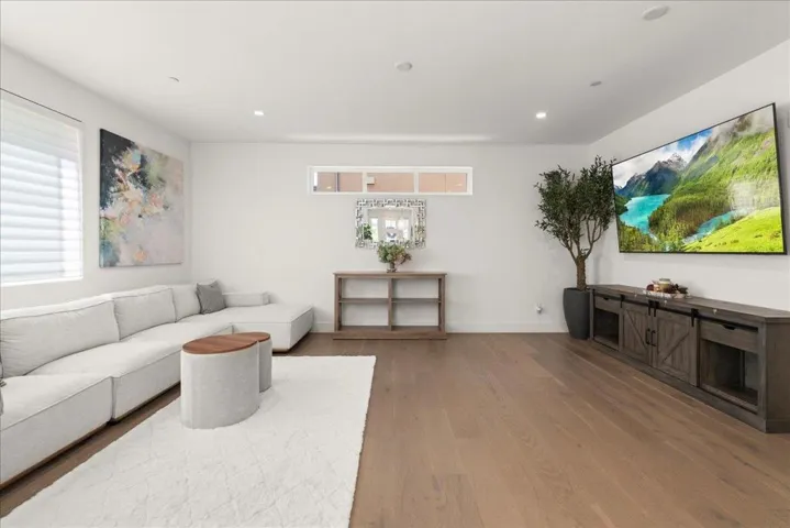 15040 Briggs Court, Los Gatos, California 95032