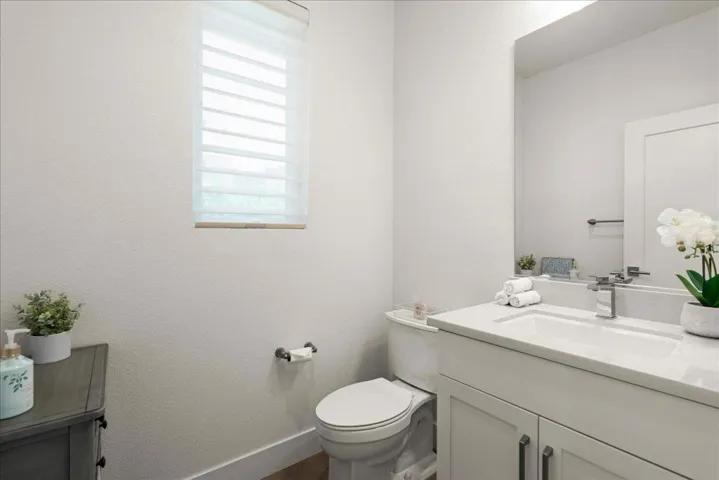 15040 Briggs Court, Los Gatos, California 95032