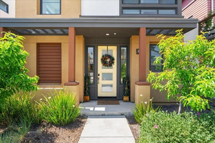 15040 Briggs Court, Los Gatos, California 95032