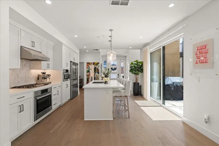 15040 Briggs Court, Los Gatos, California 95032