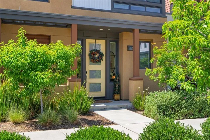 15040 Briggs Court, Los Gatos, California 95032