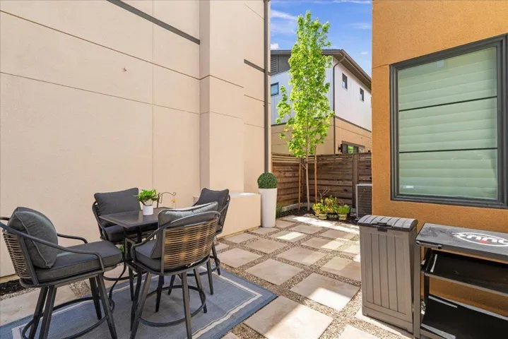 15040 Briggs Court, Los Gatos, California 95032