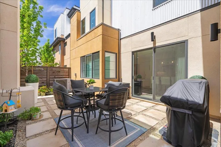 15040 Briggs Court, Los Gatos, California 95032