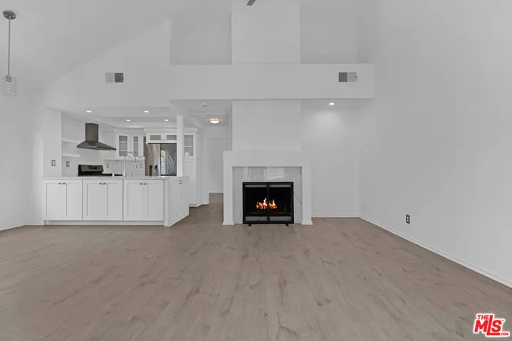 4240 Lost Hills Road 506, Agoura Hills, California 91301