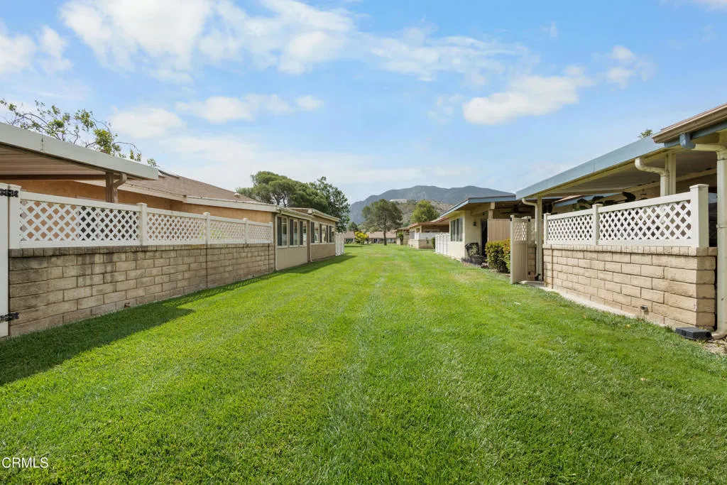 22218 Exterior back patio. jpg