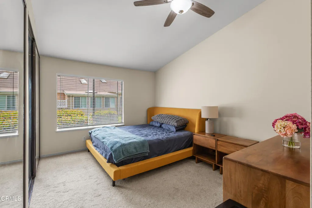 22218 interior bedroom 1c