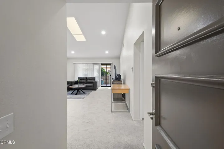 22218 Open Door