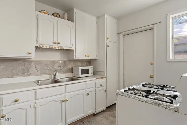 119 E Avenue 36,