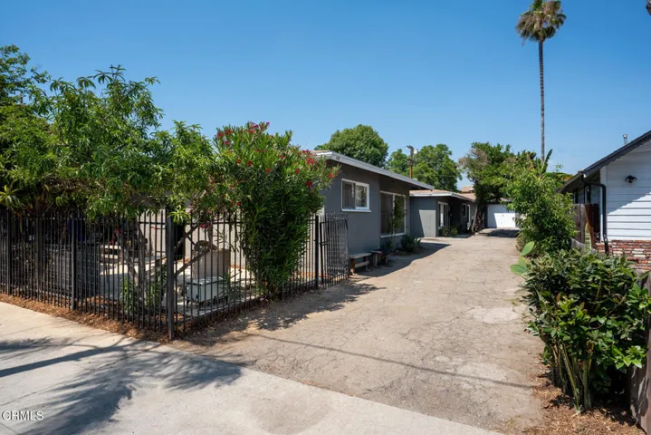 119 E Avenue 36,