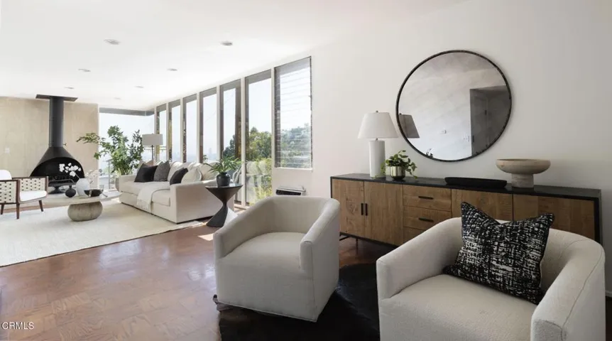 9-web-or-mls-1600 Sunset Plaza Dr by Pie