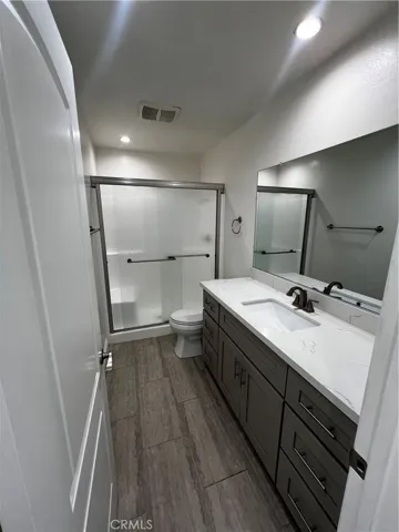 Bathroom 2 Shared