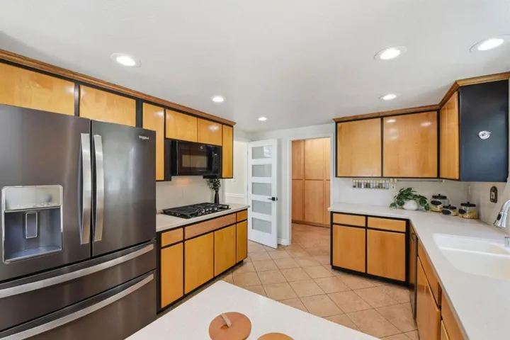 10112 Adelheid Court, Cupertino, California 95014