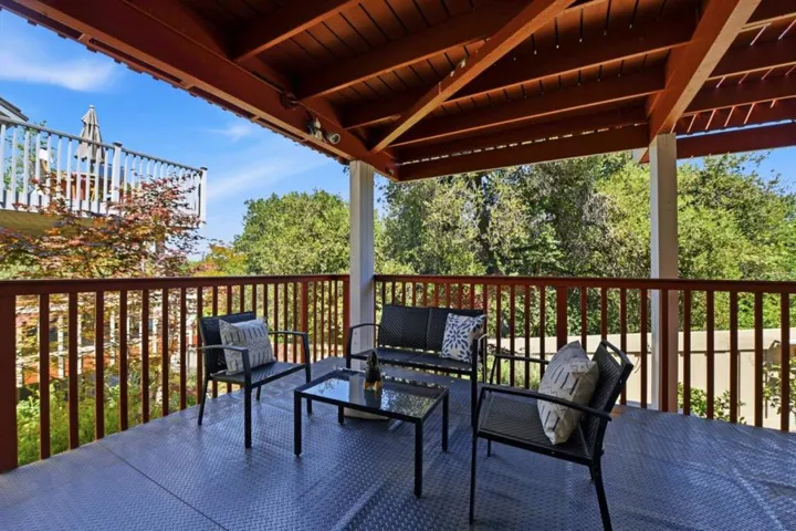 10112 Adelheid Court, Cupertino, California 95014