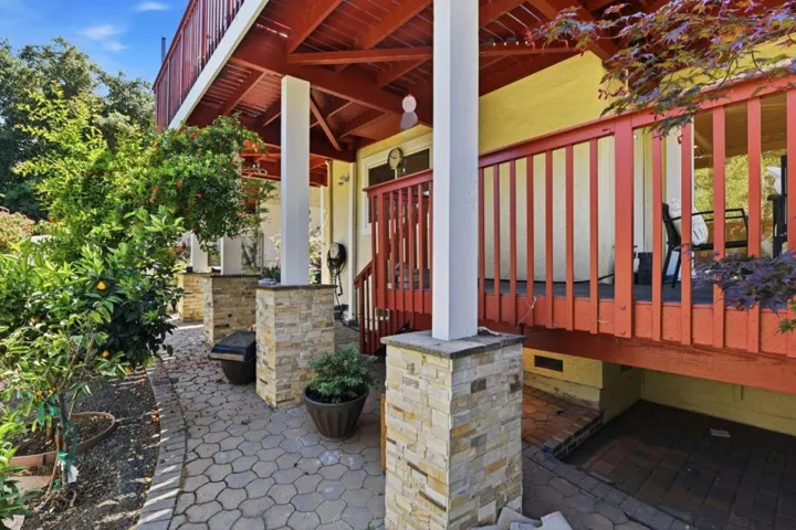 10112 Adelheid Court, Cupertino, California 95014