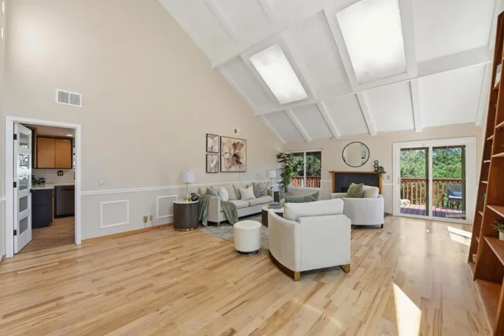 10112 Adelheid Court, Cupertino, California 95014
