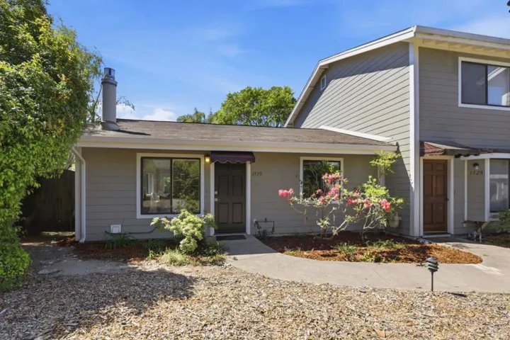 1530 Leila Court, Santa Cruz, California 95062