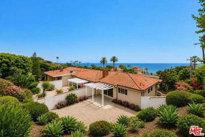 7168 Birdview Avenue, Malibu, California 90265
