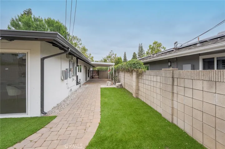 521 W Memory, Santa Ana, California 92706