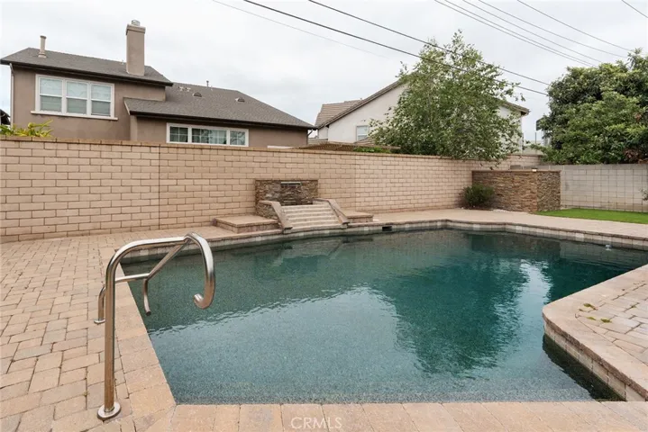 521 W Memory, Santa Ana, California 92706