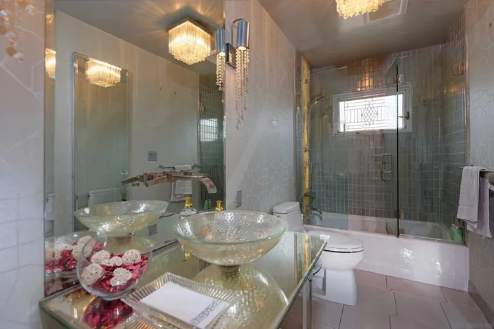 7231 Rue Michael, La Jolla, California 92037