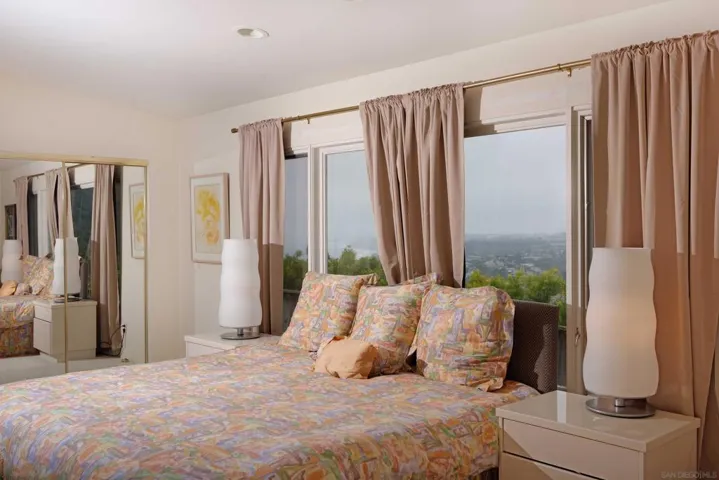 7231 Rue Michael, La Jolla, California 92037